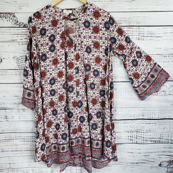 Umgee mandala print keyhole bell sleeve mini dress - Picture 2 of 9